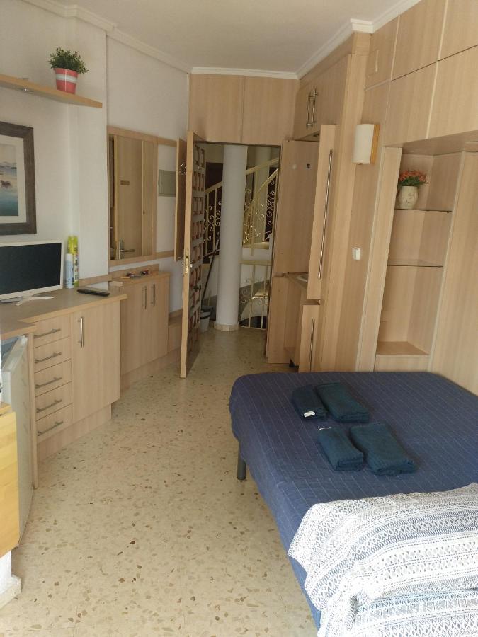 Estudio Alfil-piscina * Denia